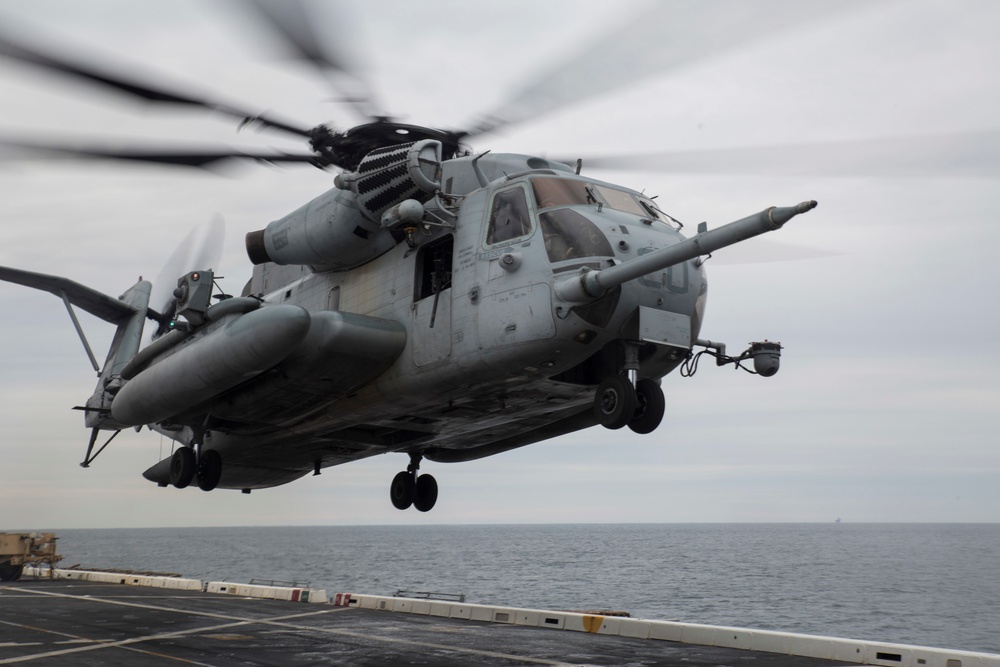 24th MEU flies for ARGMEUEX