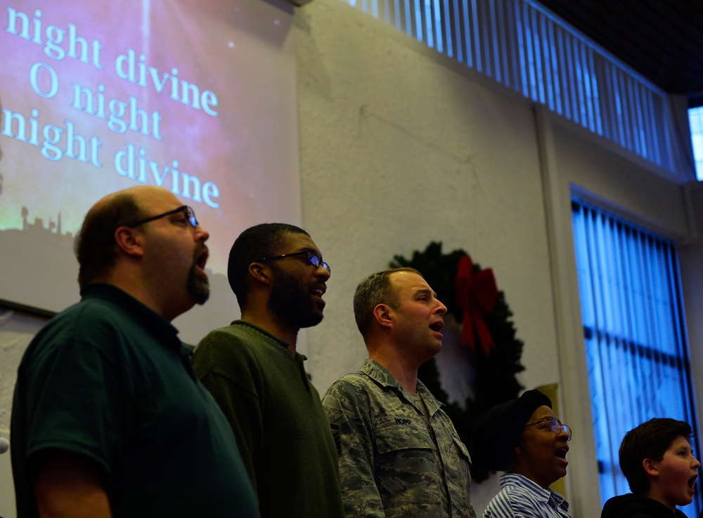 Ramstein lights up holiday season