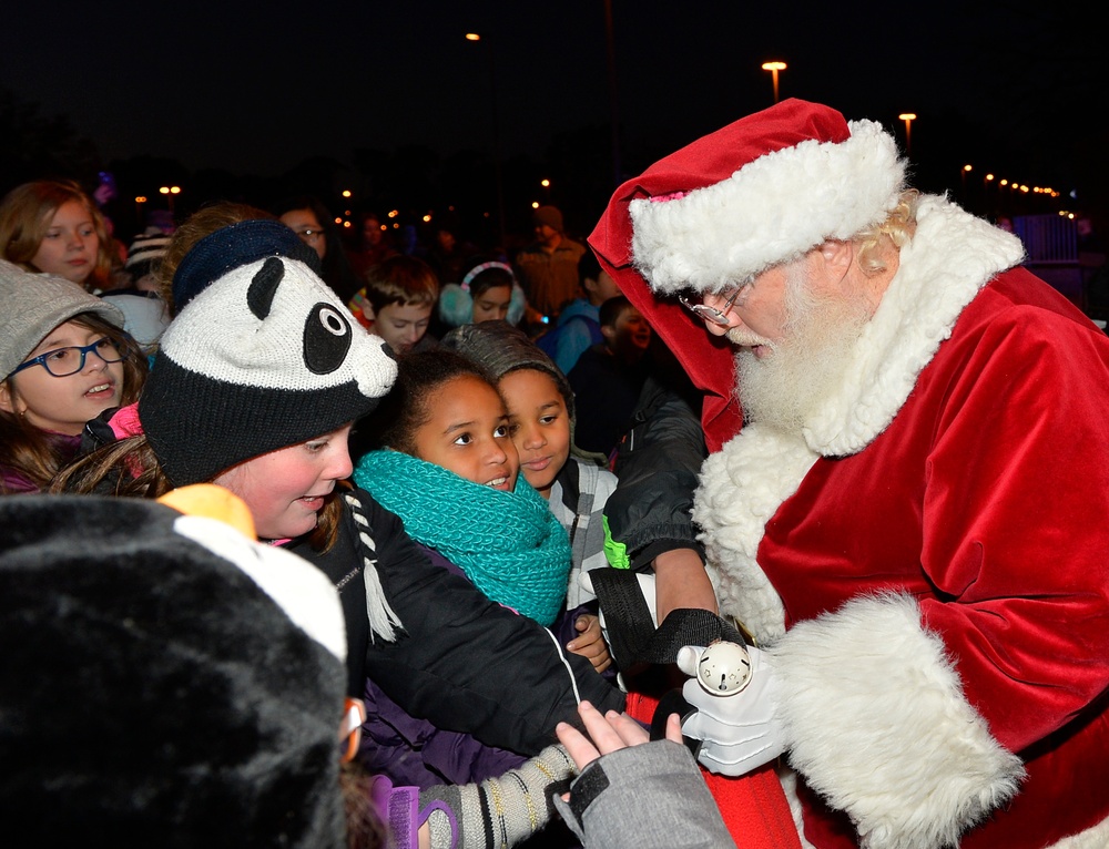 Ramstein lights up holiday season