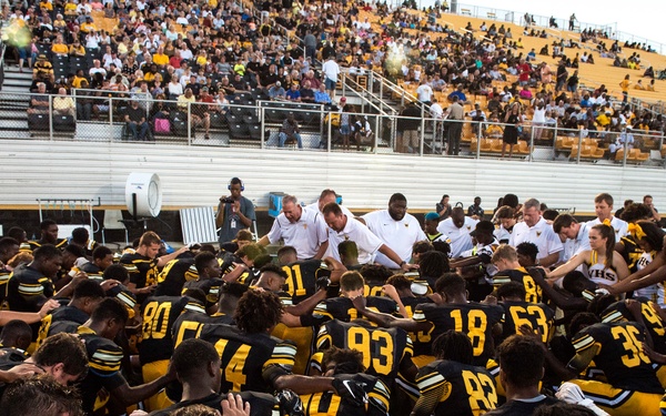 VHS honors military members