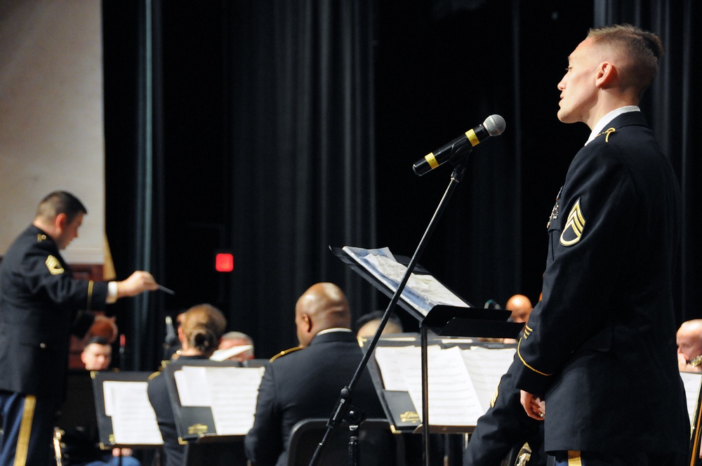 78th Army Band performs holiday concert for local community