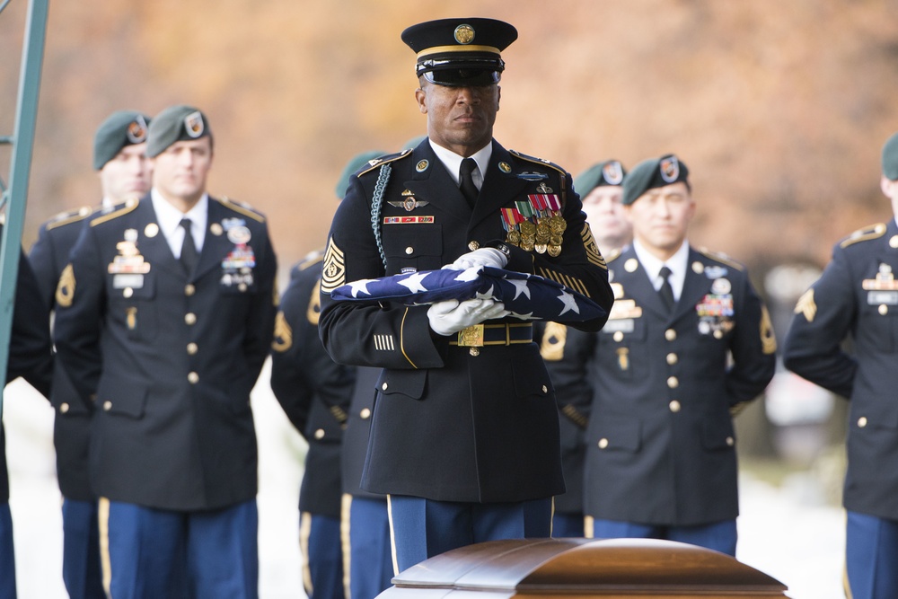 Graveside Service for  U.S. Army Staff Sgt. Kevin J. McEnroe in Arlington National Cemetery