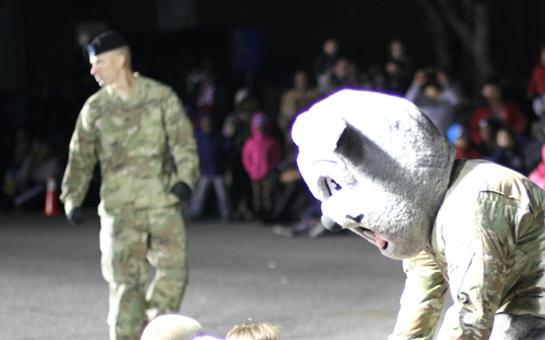 3rd ID marches in Christmas parade