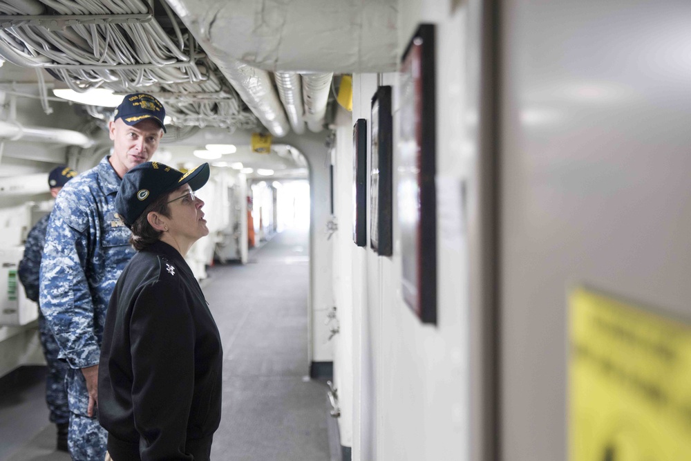 U.S. Navy Chief of Chaplains visits USS Green Bay