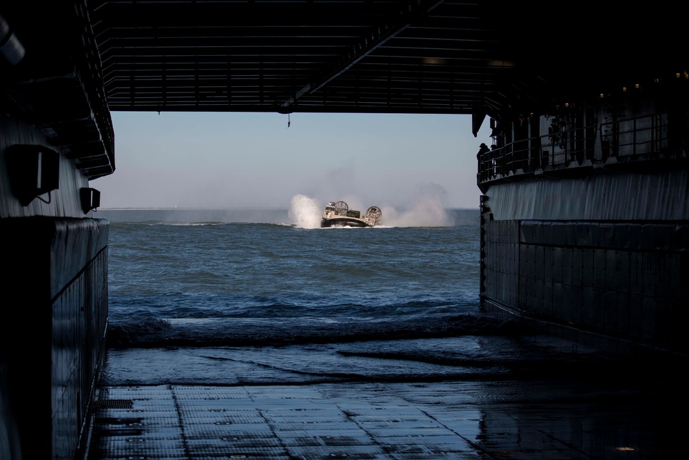 Marines, equipment embark USS Carter Hall (LSD-50) for exercise at sea