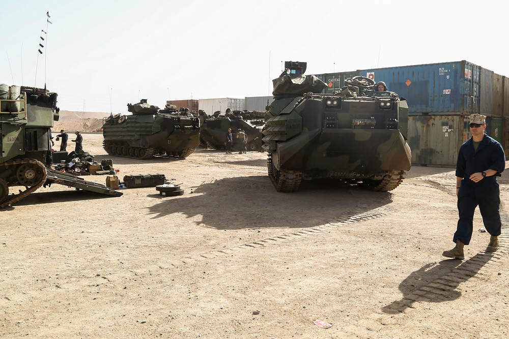 22nd MEU Conducts End Of Deployment Washdown