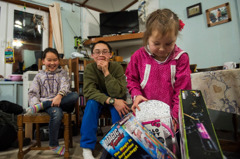 Toys for Tots Marines travel across the Northwest Arctic Borough to deliver holdiay gifts