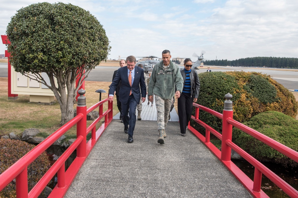 SD visits Japan