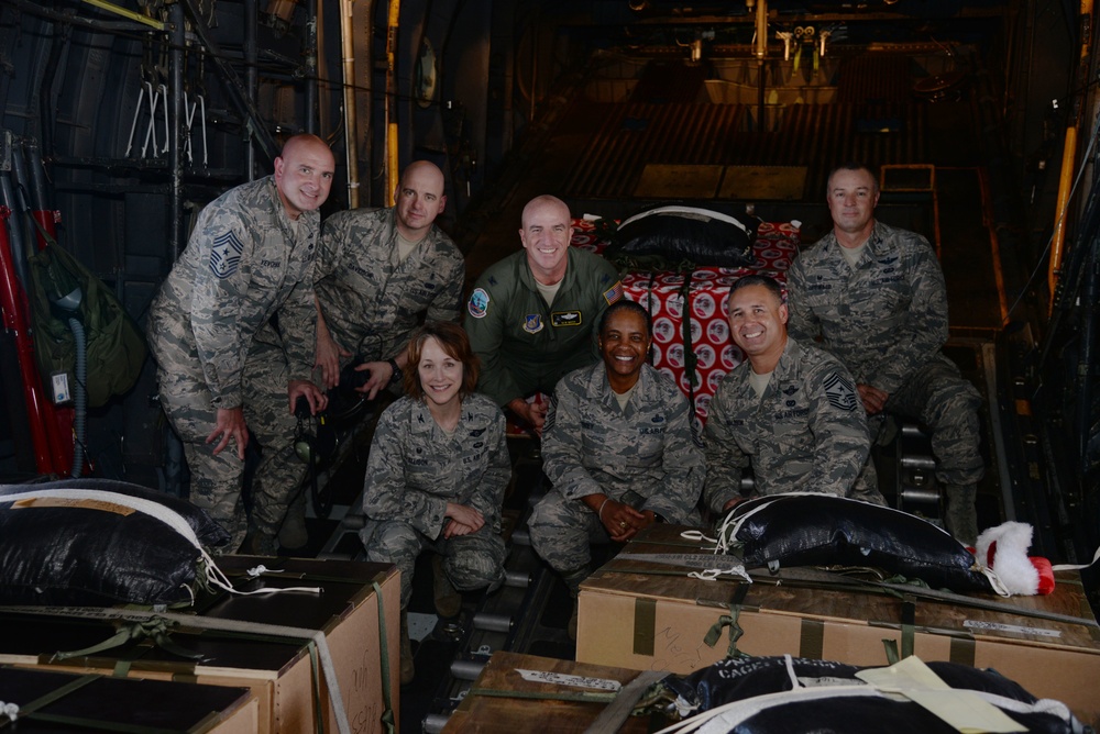 Airmen ensure tradition of Operation Christmas Drop continues