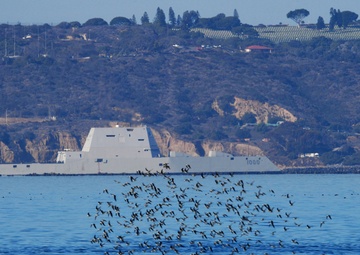 USS Zumwalt (DDG 1000) Homeport Arrival to San Diego