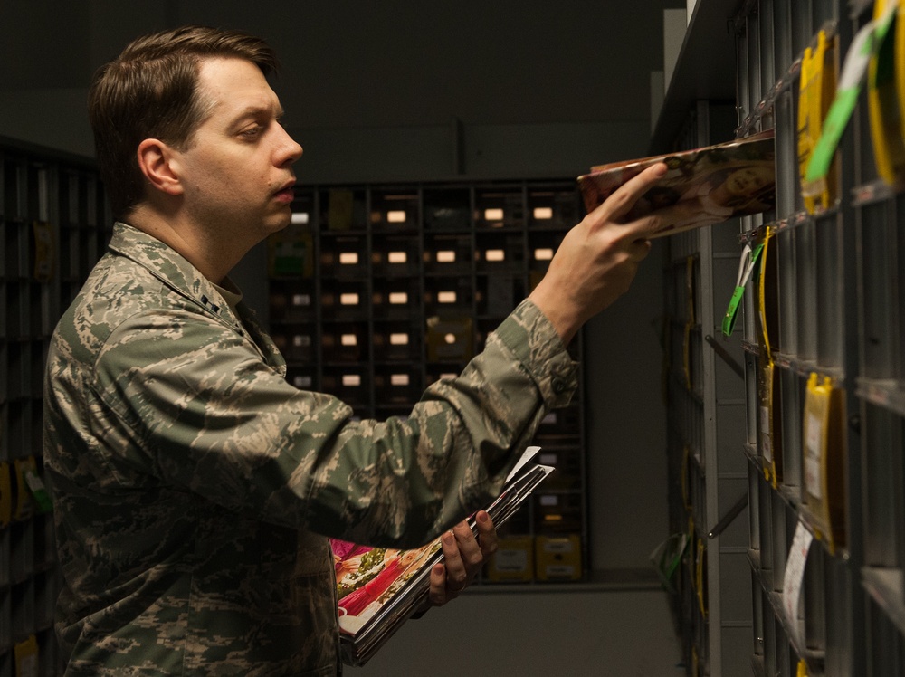 Ramstein Airmen help postal during busy holiday season