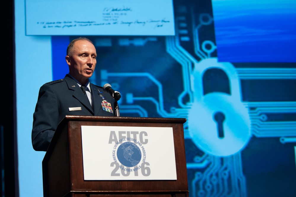 Lt Gen Bender addresses AFITC 2016