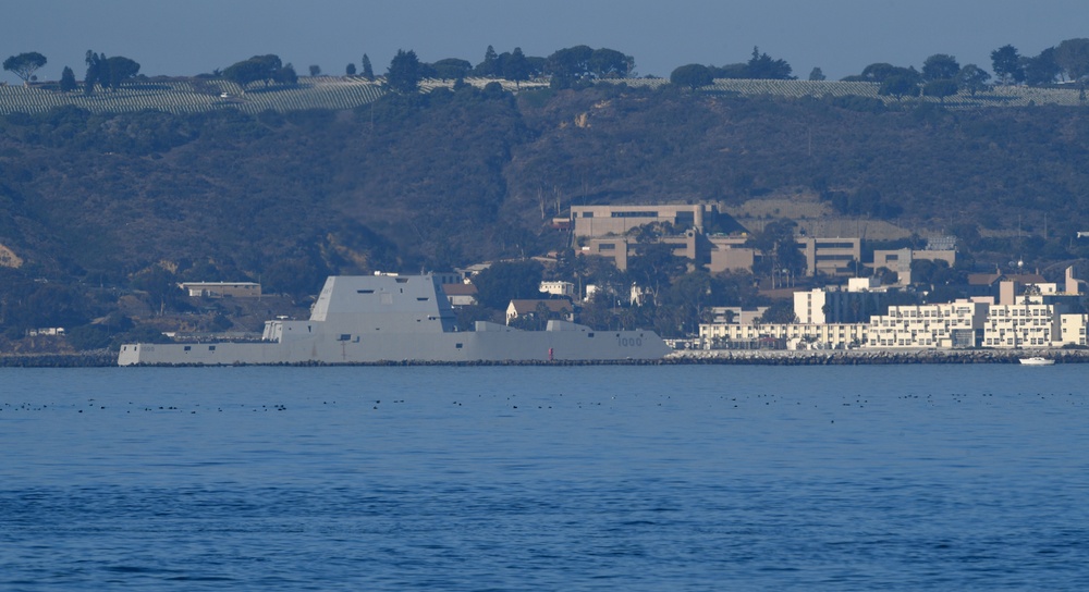 USS Zumwalt (DDG 1000) Homeport Arrival to San Diego