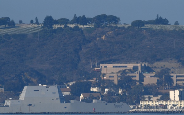 USS Zumwalt (DDG 1000) Homeport Arrival to San Diego