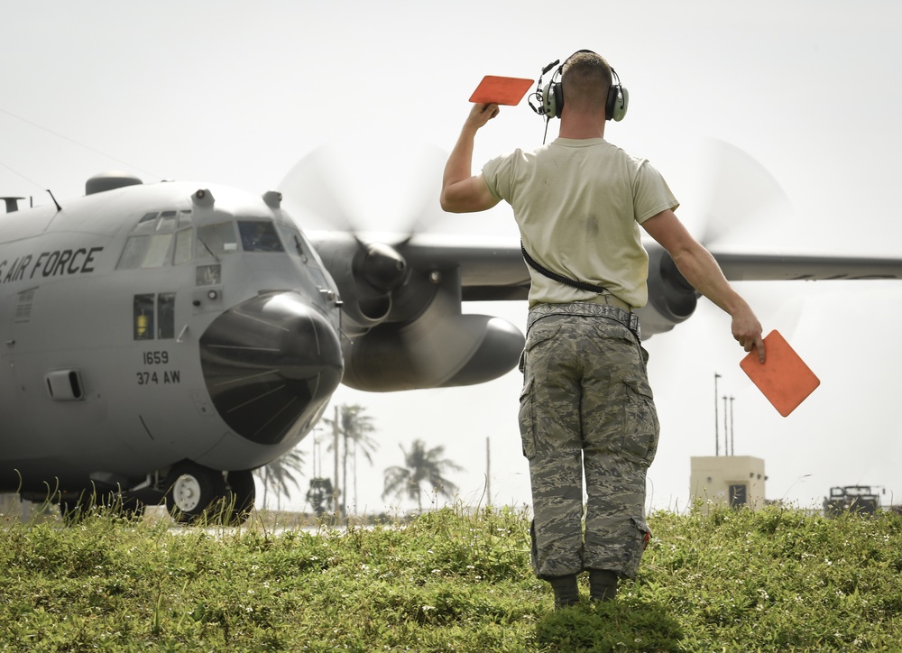The U.S., Japan and Austalia bring C-130s together for Operation Christmas Drop