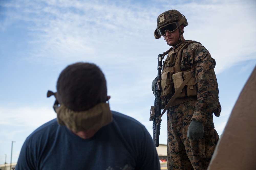 Hawaii Marines Simulate Operation Gothic Serpent