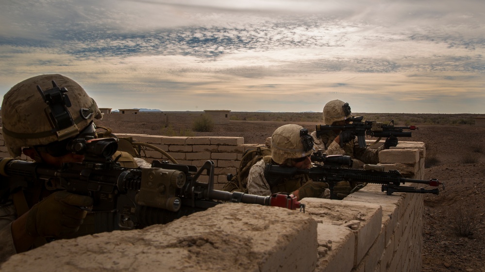 Steel Knight 2017: 3/5 Conducts Aerial Insertion and Battalion Level Raids