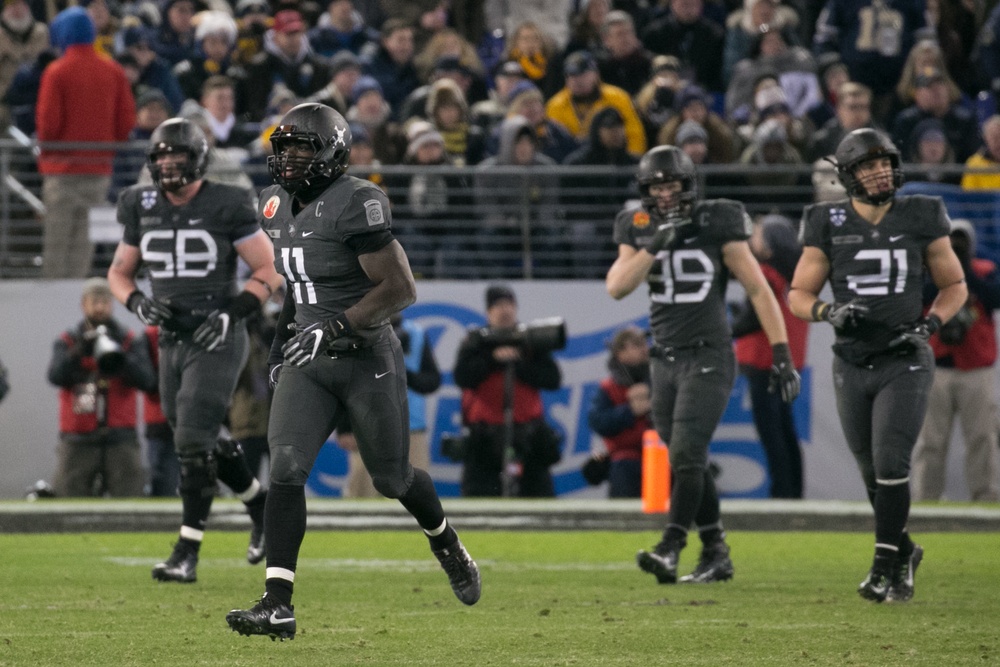 Army defeats Navy 21-17 in the 2016 Army Navy Game