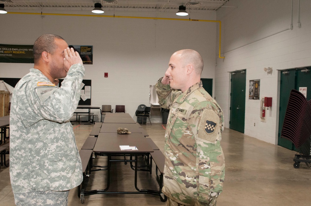 326th MPAD Promotes Officer