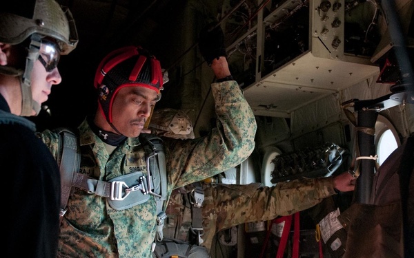 Singapore joins OTD XIX