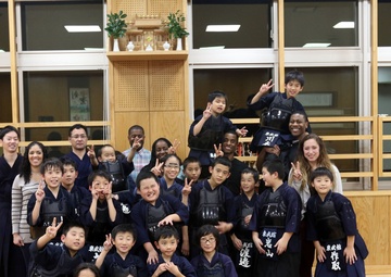Kendo training fosters good will between U.S. service members and Japanese people