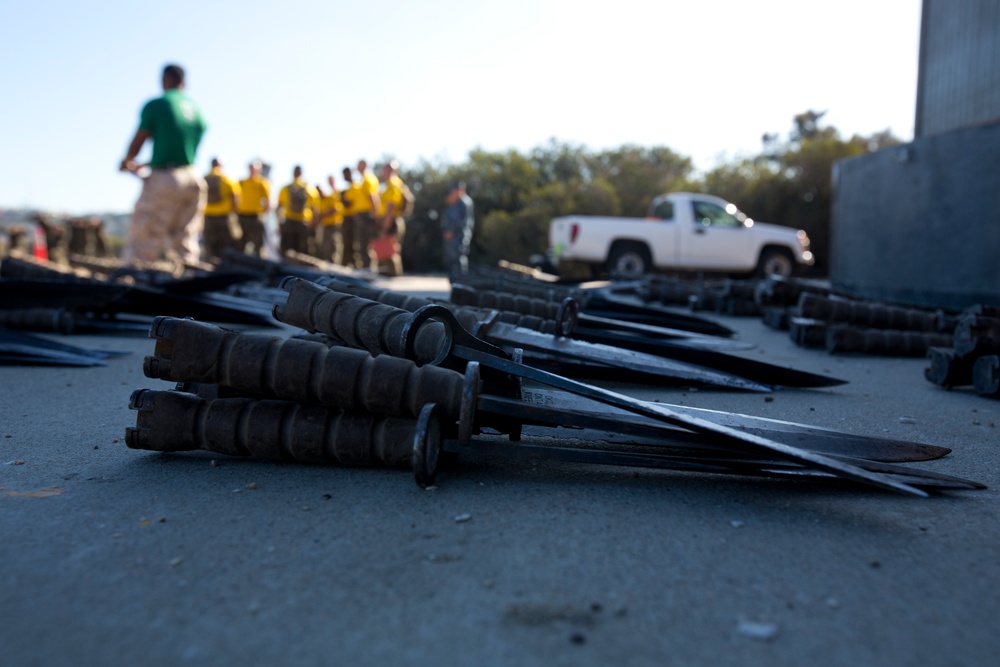 Golf Company Recruit Bayonet Training