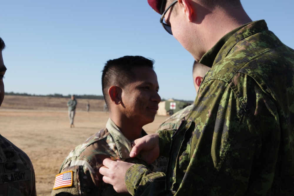 Paratrooper receives Canadian Jump Wings