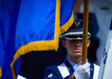 Guam honors service members on Veterans Day 2016