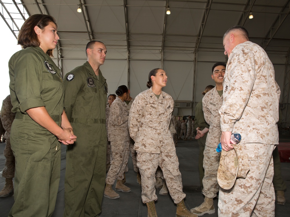 ACMC Visits CENTCOM