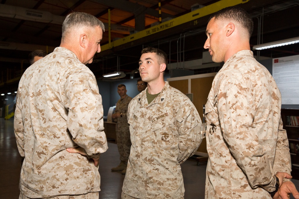 ACMC Visits CENTCOM