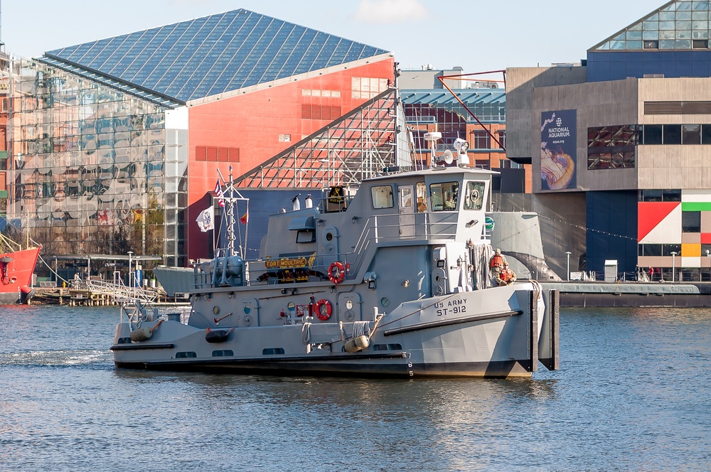 Small Tugboat &quot;Fort Moultrie&quot; Arrives at Baltimores Inner Harbor
