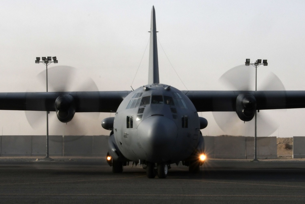 If they can’t talk, they can’t fight: Compass Call targets Da’esh through electronic attack