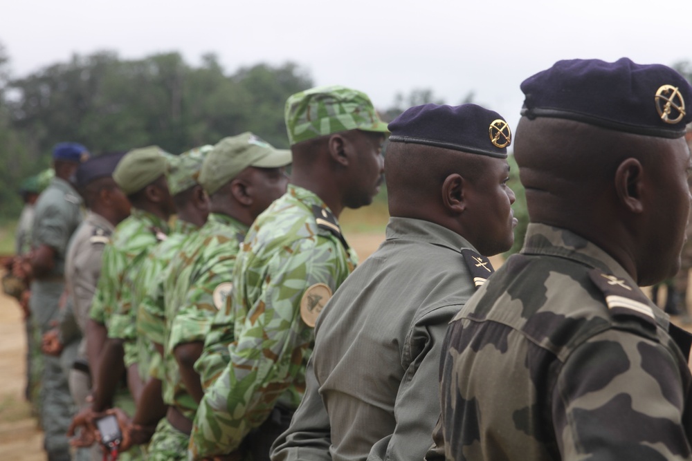 Training together to counter illicit trafficking in Gabon