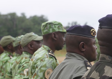 Training together to counter illicit trafficking in Gabon