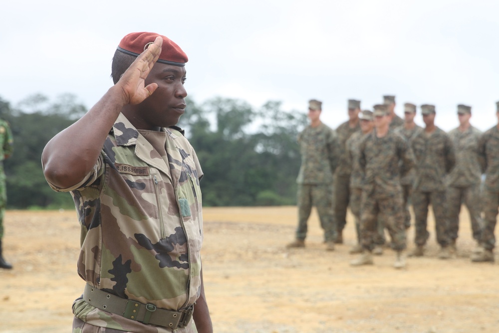 Training together to counter illicit trafficking in Gabon