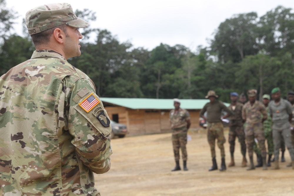 Training together to counter illicit trafficking in Gabon