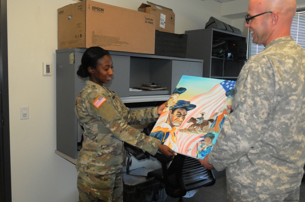 Soldier’s artistic touch a gift to unit morale