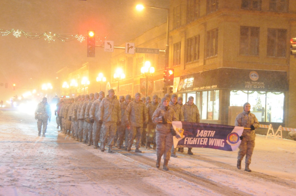 148th Fighter Wing participates in the Christmas City of the North Parade