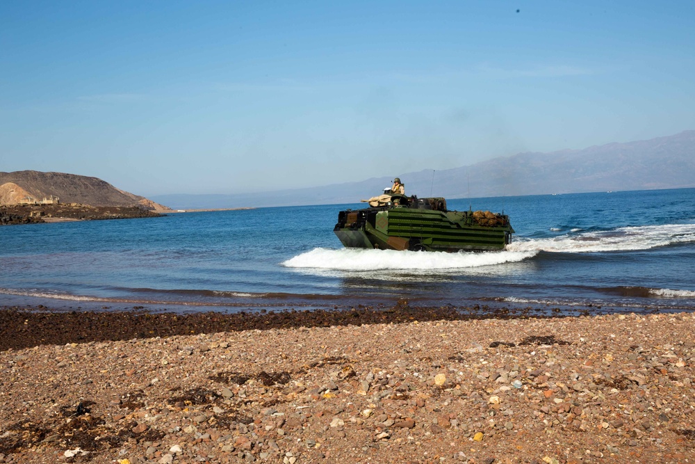 11th Marine Expeditionary Unit Amphibious Beach Landing