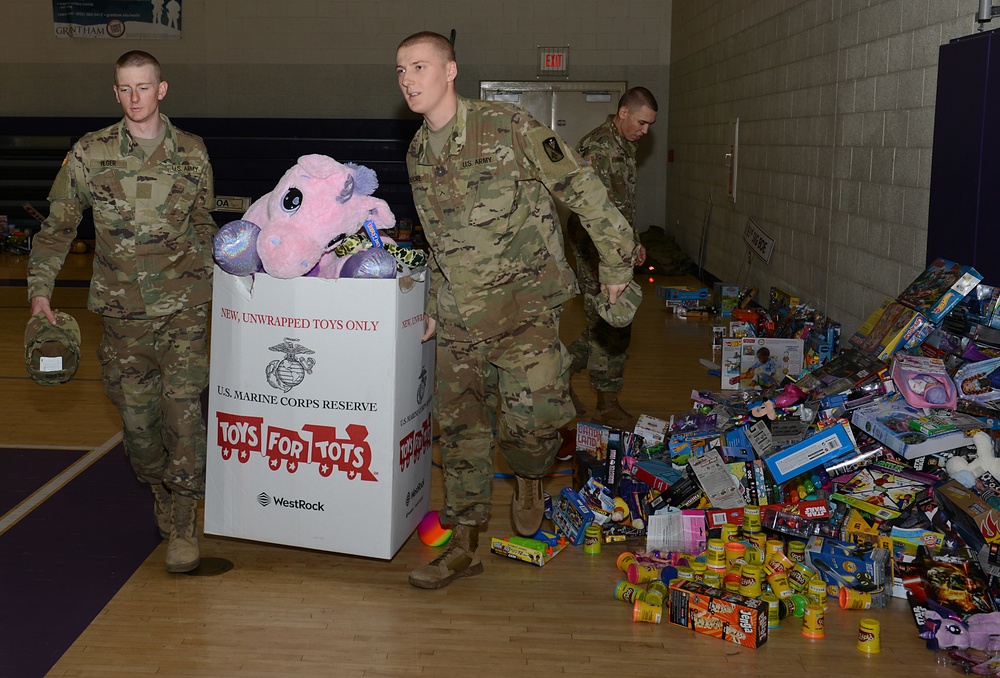 Toys for Tots brings in holiday cheer