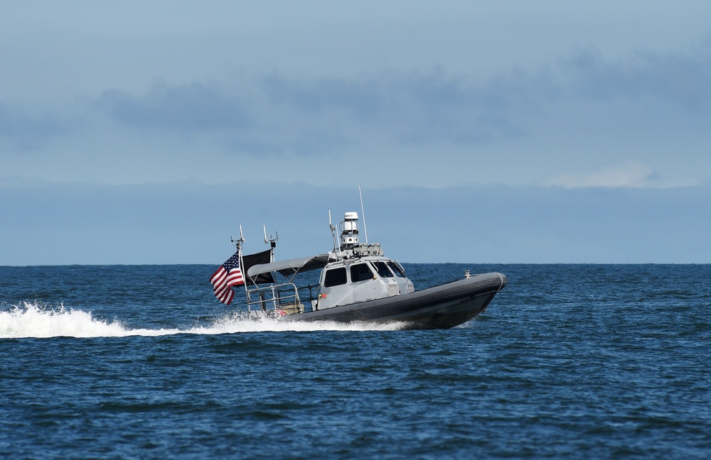 Autonomous Swarmboats