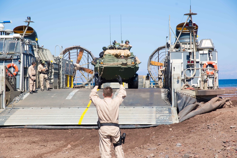 11th Marine Expeditionary Unit Amphibious Beach Landing