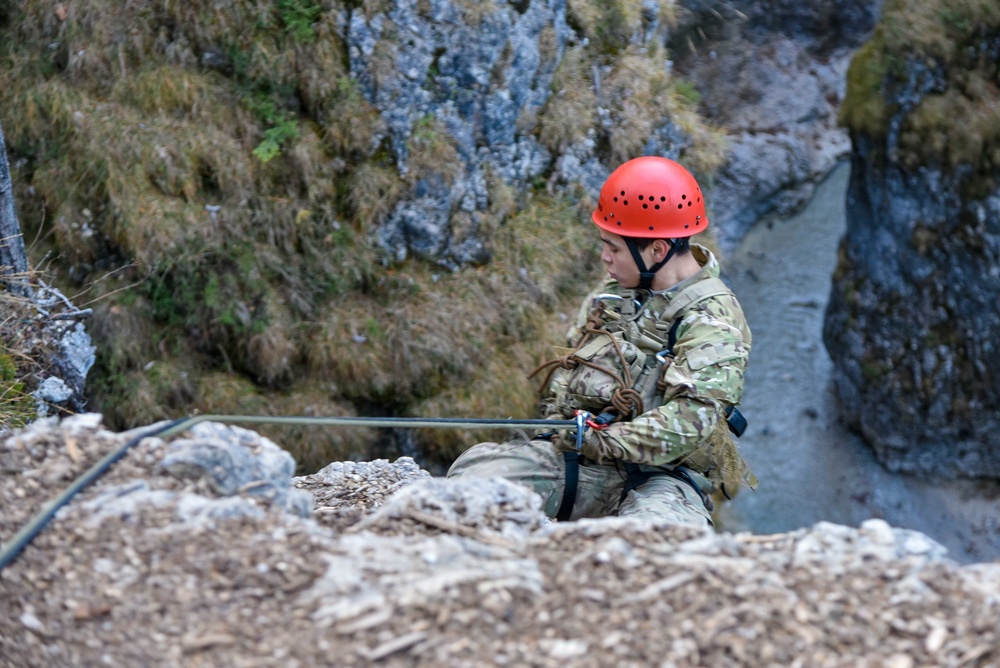 Mountain RECON Training