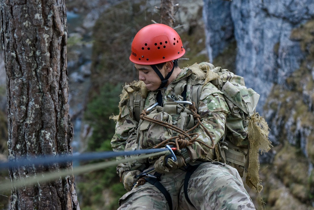 Mountain RECON Training