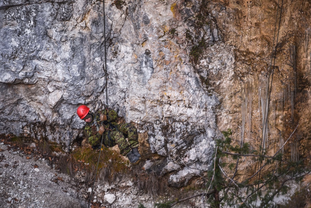 Mountain RECON Training