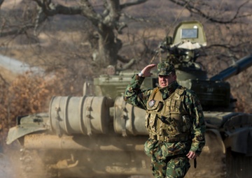U.S. Marines, Bulgarians, conduct live-fire range during exercise Platinum Lion