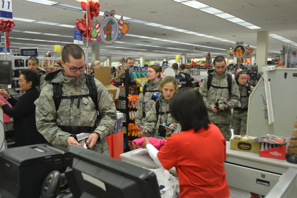 Exchange Brings Holiday Cheer to Young Service Members at Joint Base San Antonio