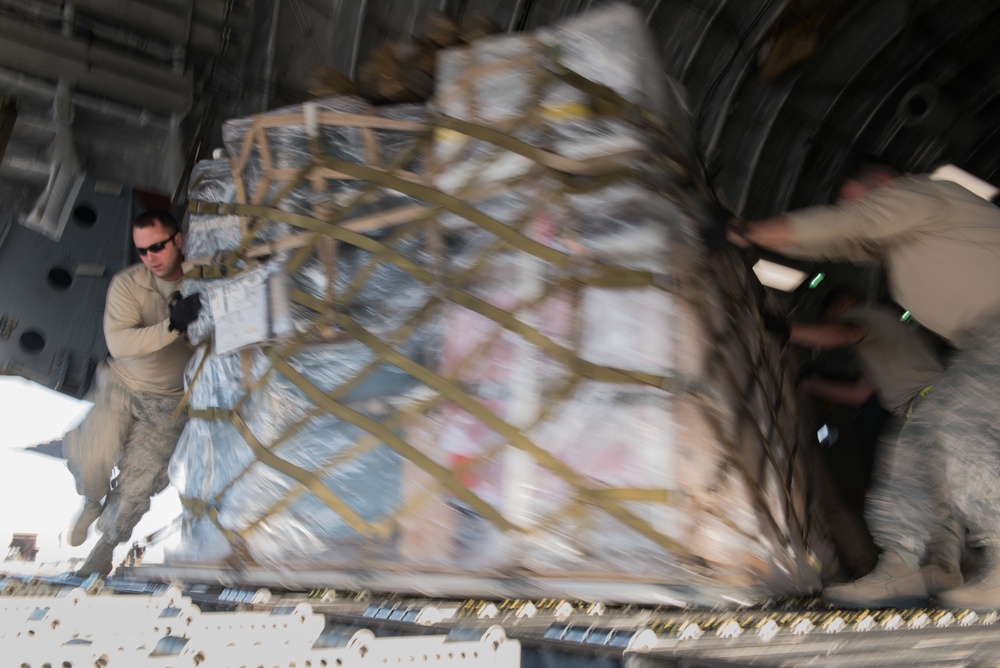 Advance team clears way for combat ops