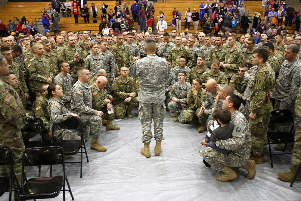 Kentucky Construction Soldiers deploy to Middle East