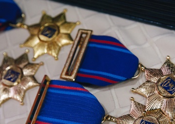 Colombia’s premier officer training center distinguishes SOCSOUTH members